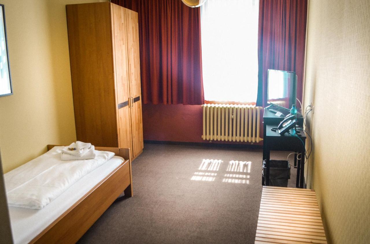Haus Des Volkes - Das Bauhaushotel Probstzella المظهر الخارجي الصورة