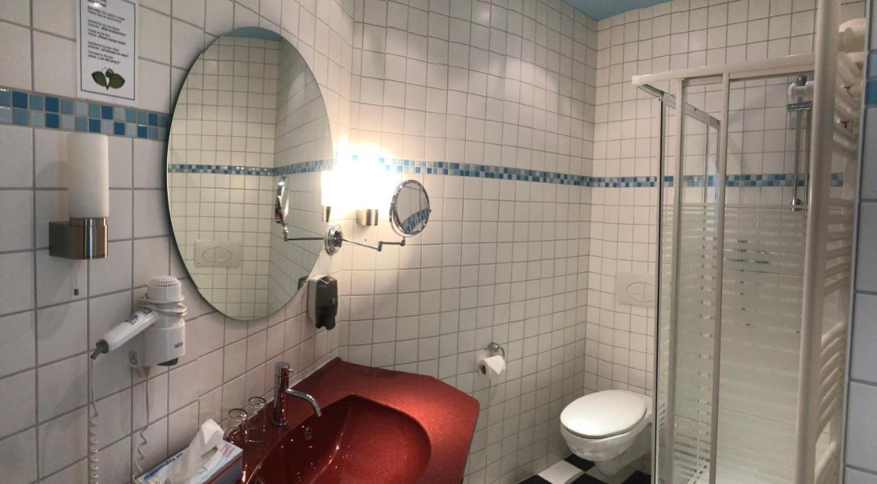 Haus Des Volkes - Das Bauhaushotel Probstzella المظهر الخارجي الصورة
