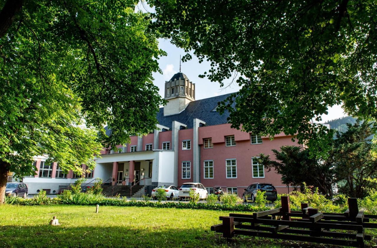 Haus Des Volkes - Das Bauhaushotel Probstzella المظهر الخارجي الصورة